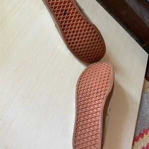 Vans Women's Sneakers with Tan Soles